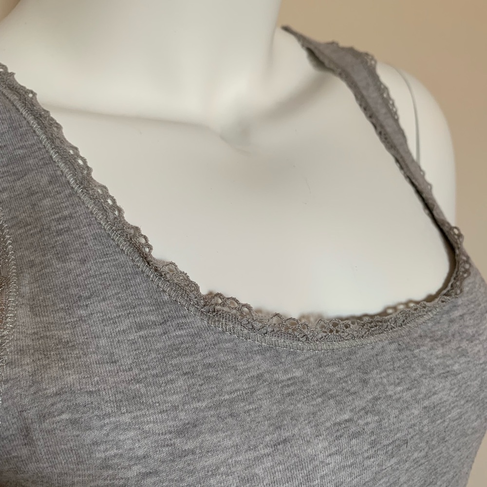 Grey Tank - Picture 3 of 4